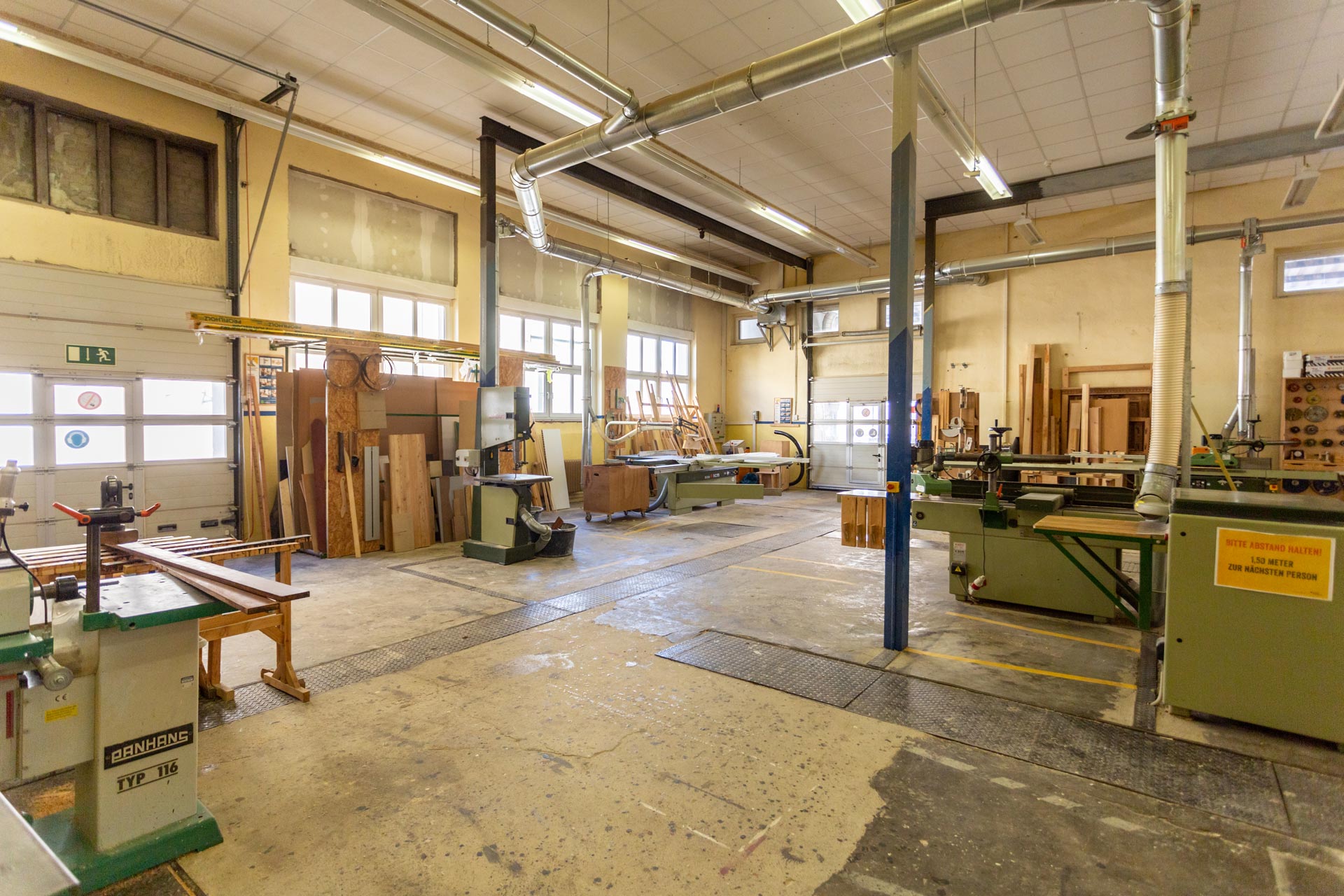 Tischerlerwerkstatt Werkstatt Tischler Holzbearbeitung Maschinen Holz BTZ Thale